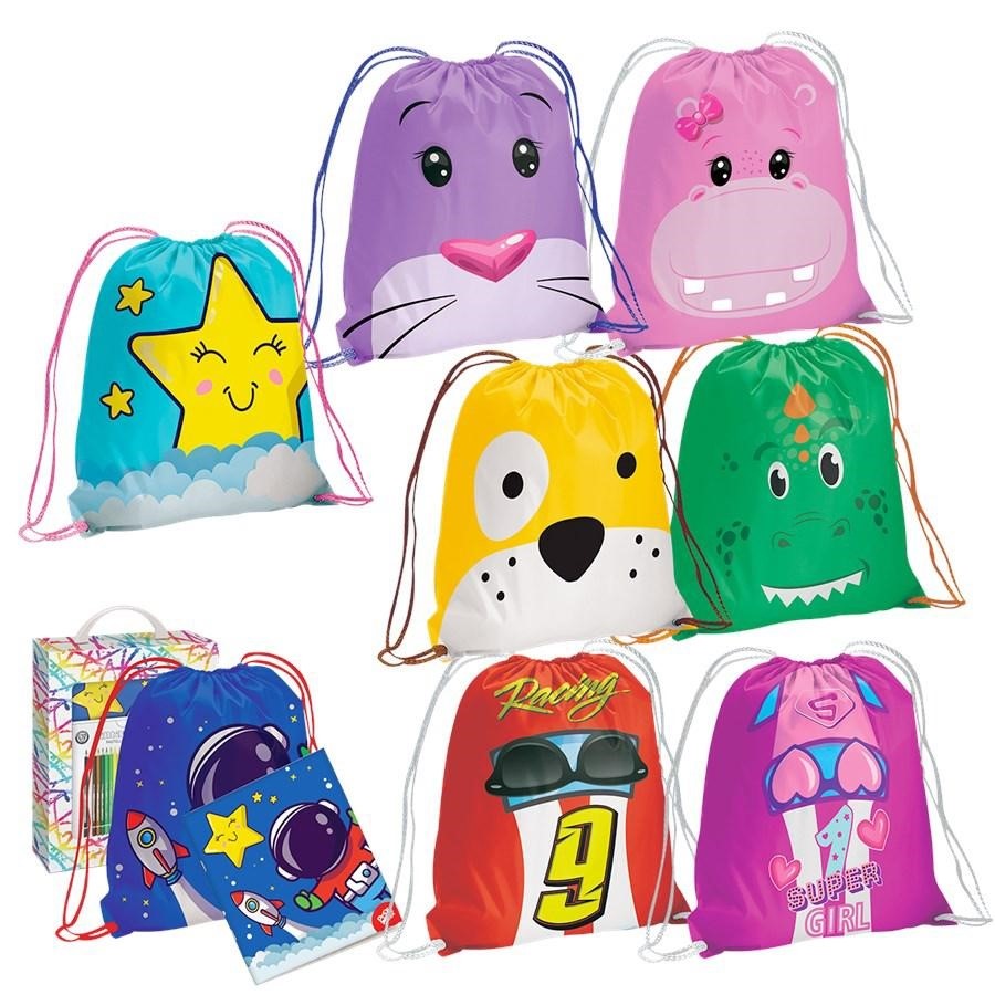 SET REGALO ZAINETTO + ALBUM + PASTELLI DA18 YOUNG PEOPLE KIDS'23